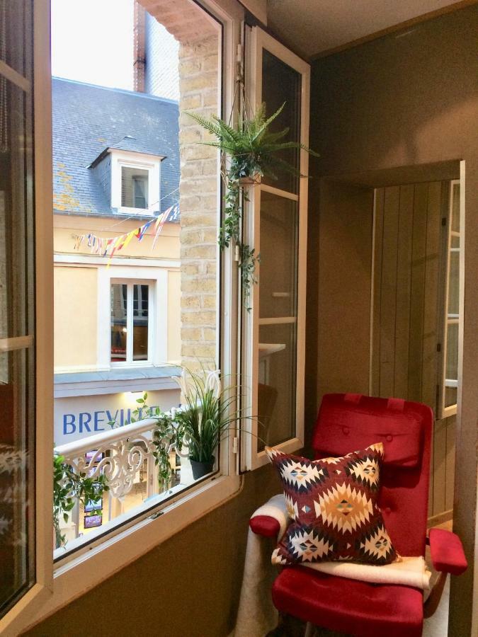 La Reine Des Plages Cls Deauville Трувіль-сюр-Мер Екстер'єр фото