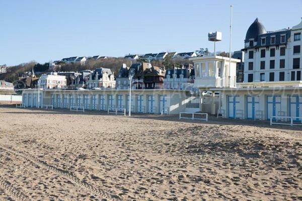 La Reine Des Plages Cls Deauville Трувіль-сюр-Мер Екстер'єр фото